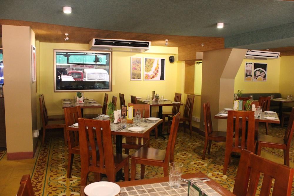 Hotel Grande Delmon Panaji Zewnętrze zdjęcie