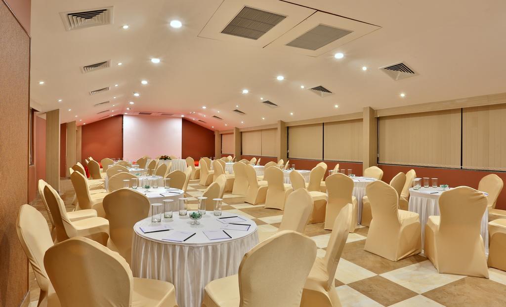 Hotel Grande Delmon Panaji Zewnętrze zdjęcie